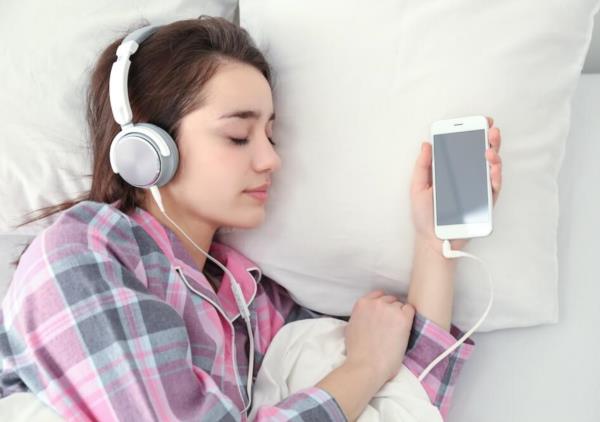 آيا موسیقی بر خواب موثر است؟
